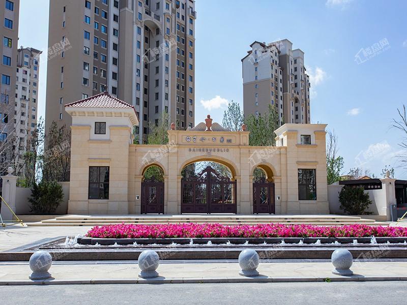 赤峰百合田園B區(qū)屋面擠塑板項目